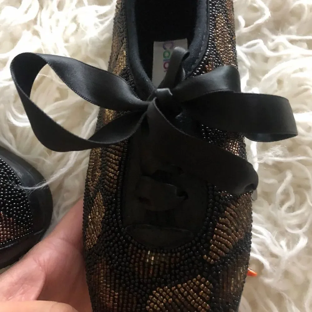 Colorwerks Vintage 90s Beaded Cheetah print Sneakers Size: 6.5